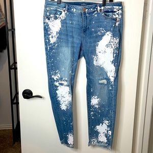 New York & Company Soho Boyfriend Jeans White Painted Accents Size 12